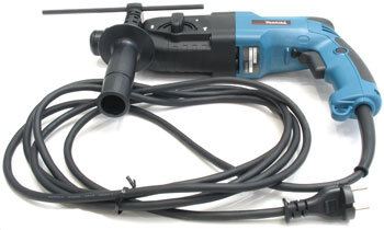 Перфоратор Makita HR2450