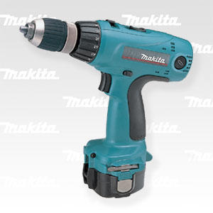 Шуруповерт аккумуляторный Makita 6317DWDE 12v