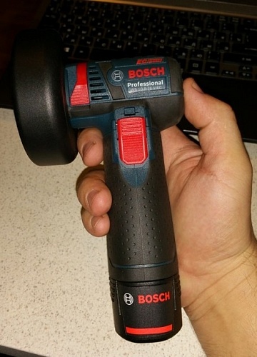 Угловая шлифмашина аккумуляторная BOSCH GWS 10.8-76 V-EC, Б/Щ SOLO 06019F2000