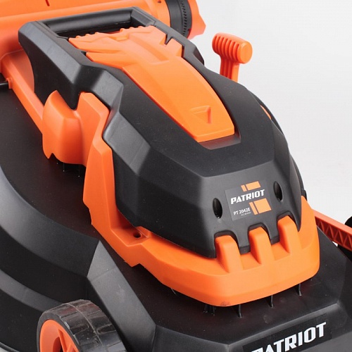 Газонокосилка электрическая Patriot PT 2042 Е (512309235) Газонокосилка электрическая Patriot PT 2042 Е (512309235)