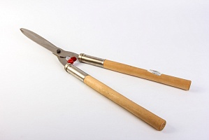 Ножницы бордюрные С-49Б 650мм деревянная ручка 010119/С-49Б