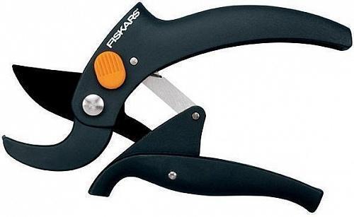 Секатор контактный рычажный Fiskars 111330